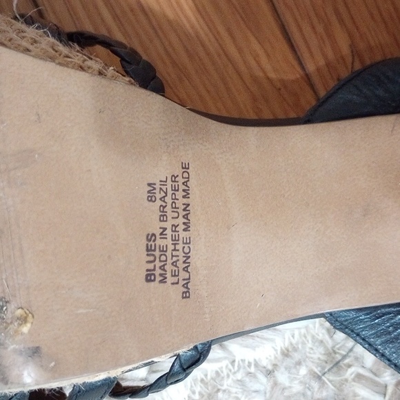 Carlos Santana Strappy Heels - Picture 7 of 7